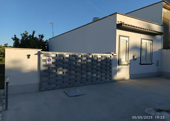 A Casuzza Vakantiehuis Salemi